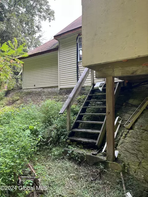 Exterior - 376 Pine Hill Rd, Salem, NY 12865 photo 6 of 7