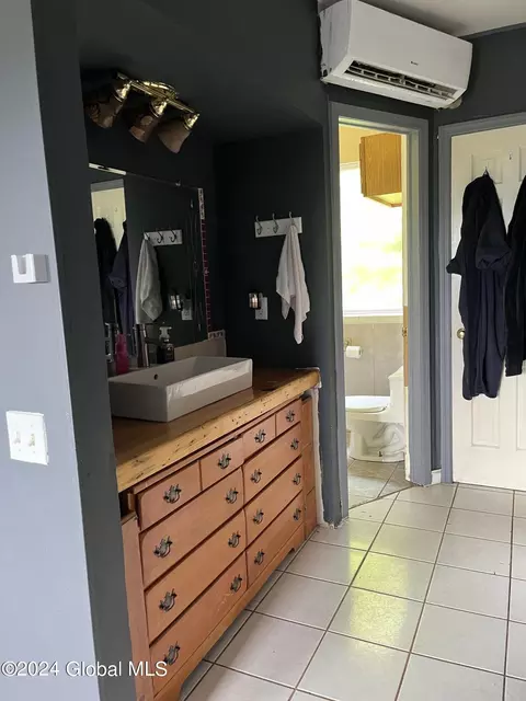 Bath - 376 Pine Hill Rd, Salem, NY 12865 photo 1 of 6