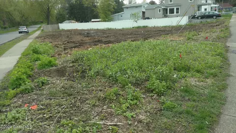 239 Vley Rd, Scotia, NY 12302