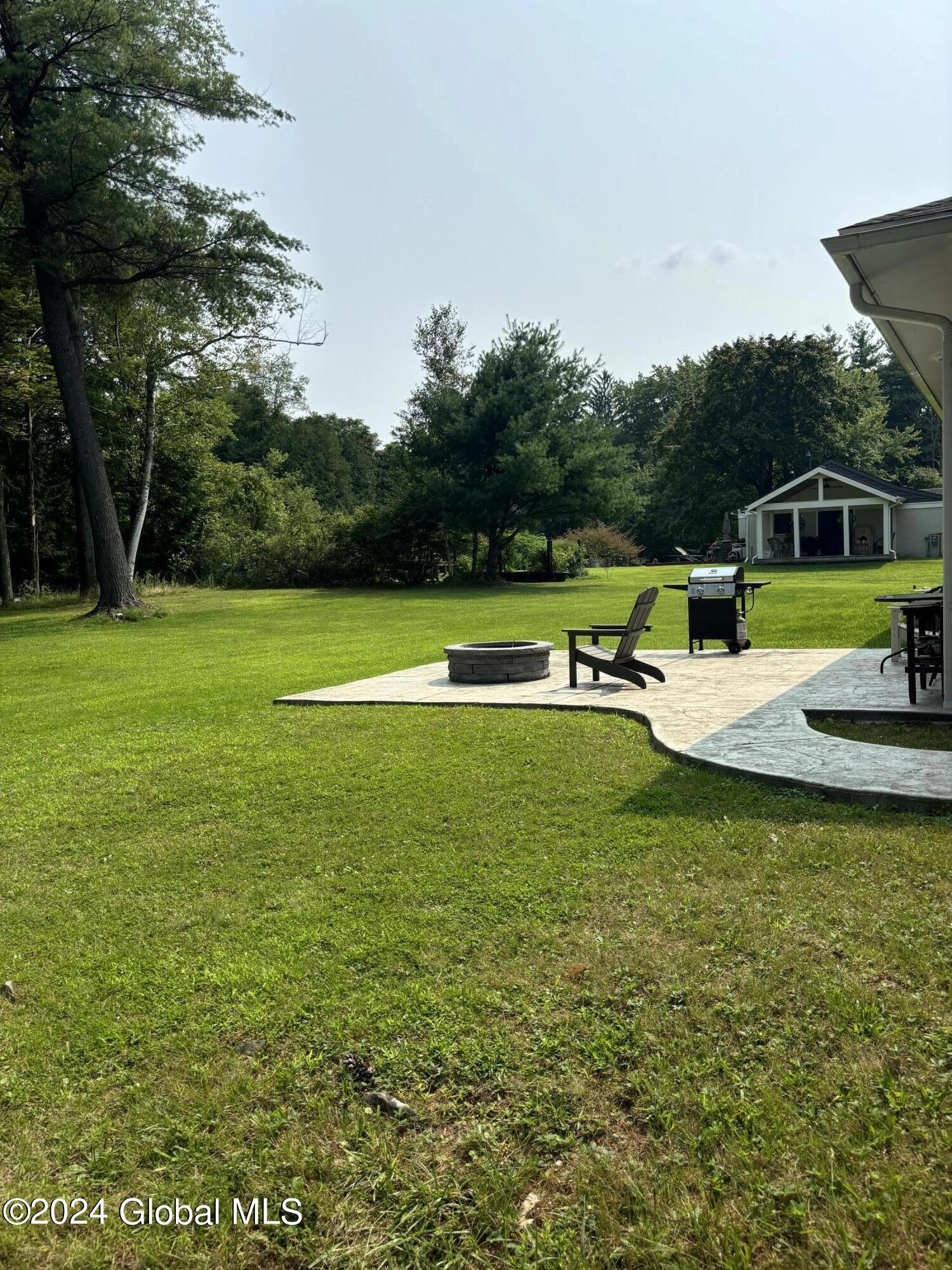 1092 Mohawk Rd, Schenectady, NY 12309 photo 9