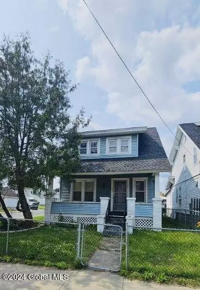 425 Michigan Ave, Schenectady, NY 12303