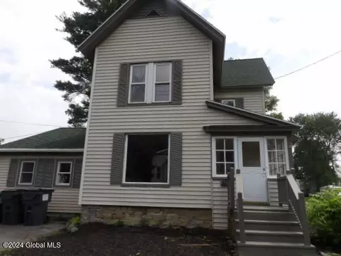 41 Church St, Hagaman, NY 12086