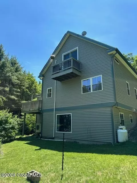 509 Colfax Rd, Cambridge, NY 12816 photo 6