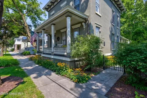 111 Church St, Saratoga Springs, NY 12866