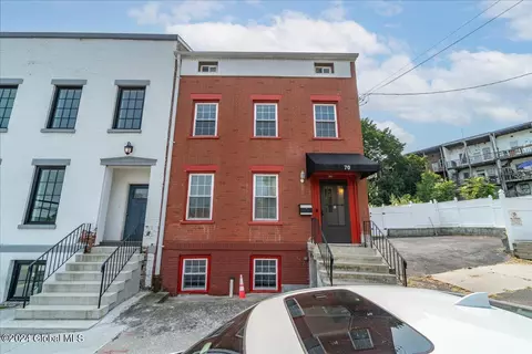 70 Livingston Ave, Albany, NY 12207