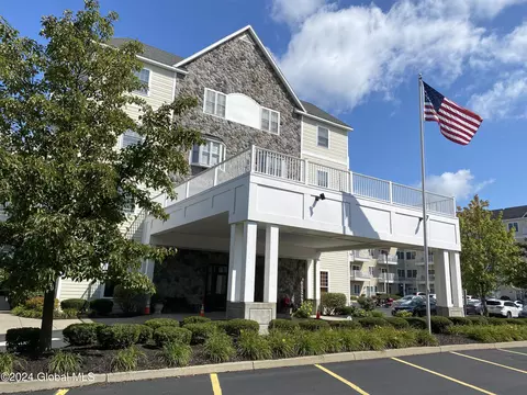 8 Wall St #328, Clifton Park, NY 12065