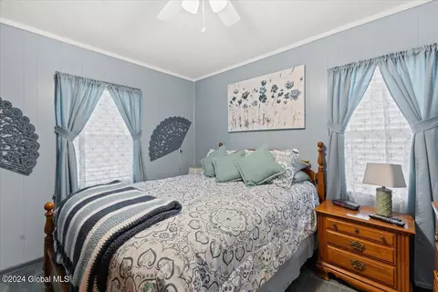 1377 Baker Ave, Schenectady, NY 12309 photo 22