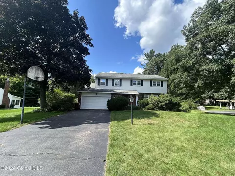 1081 Serafini Dr, Schenectady, NY 12303