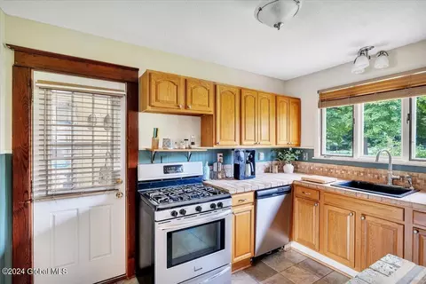 1189 River Rd, Troy, NY 12182 photo 17
