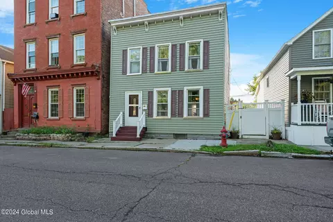 23 Johnston Ave, Cohoes, NY 12047