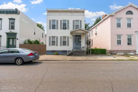 2111 3rd Ave, Watervliet, NY 12189