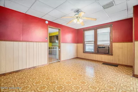 1326 Main St, Schenectady, NY 12303 photo 9