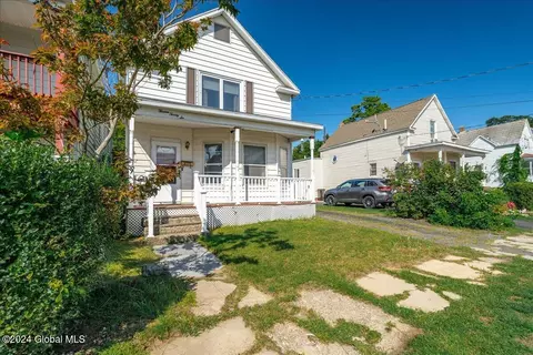 1326 Main St, Schenectady, NY 12303