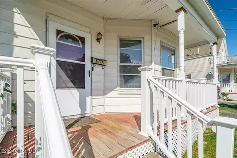 1326 Main St, Schenectady, NY 12303 photo 3