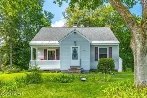 4208 Consaul Rd, Schenectady, NY 12304