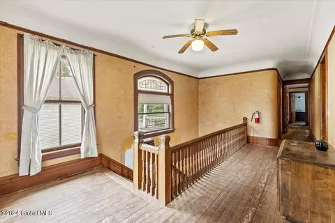 Entry Way - 16 E Main St, Cambridge, NY 12816 photo 4 of 5