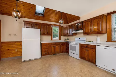 324 6th St, Schenectady, NY 12306 photo 22