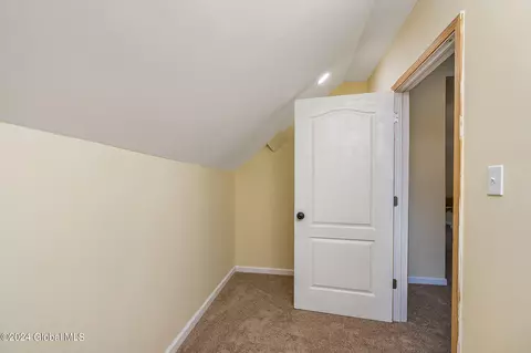 324 6th St, Schenectady, NY 12306 photo 38