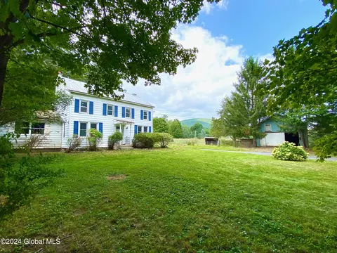 273 Sunnyside Rd, Schoharie, NY 12157