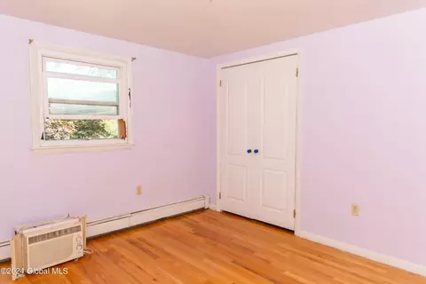 Bedroom - 12 Red Coach Dr, Scotia, NY 12302 photo 2 of 8
