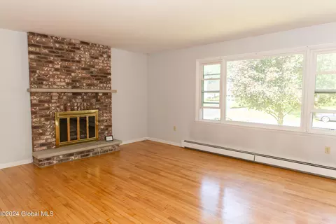 Living - 12 Red Coach Dr, Scotia, NY 12302 photo 1 of 5