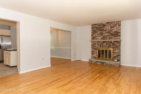 Living - 12 Red Coach Dr, Scotia, NY 12302 photo 3 of 5