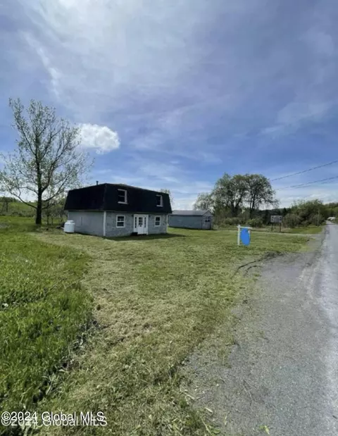 1008 Engleville Rd, Sharon Springs, NY 13459