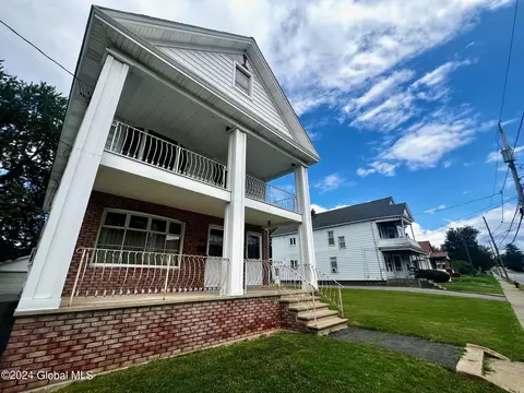 1419 Nott St, Schenectady, NY 12308