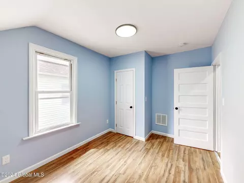Bedroom - 1747 Oneida St, Schenectady, NY 12308 photo 15 of 18