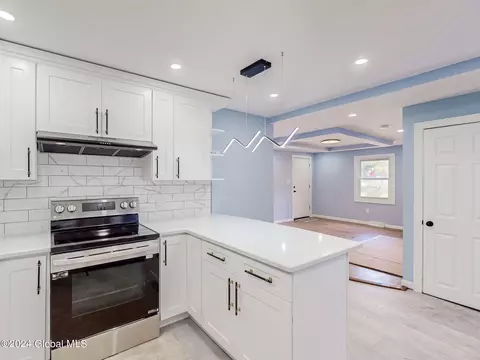 Kitchen - 1747 Oneida St, Schenectady, NY 12308 photo 3 of 5