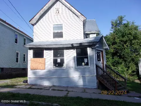 130 Fremont St, Gloversville, NY 12078