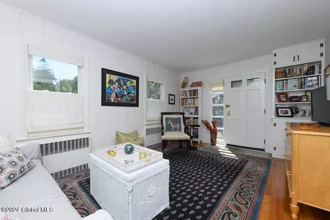 74 Hudson Ave, Delmar, NY 12054 photo 4