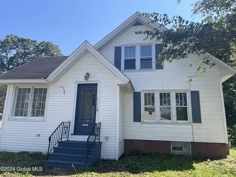 270 E Fulton St, Gloversville, NY 12078
