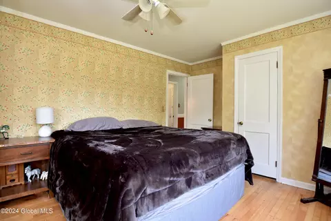 Bedroom - 2 Hickory Ln, Troy, NY 12180 photo 1 of 7