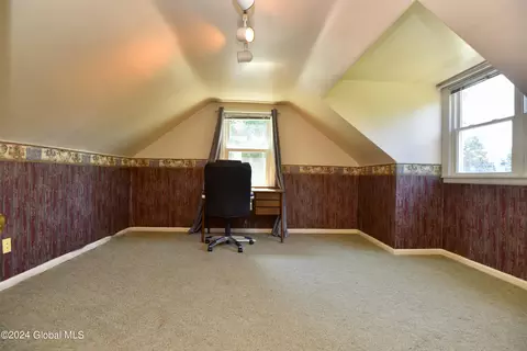 Bedroom - 2 Hickory Ln, Troy, NY 12180 photo 7 of 7