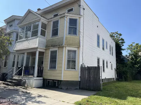 38 Dana Ave, Albany, NY 12208