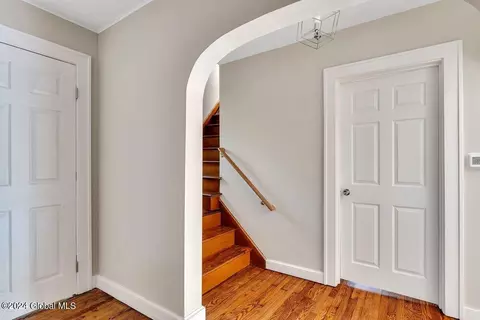 359 Ferris Rd, Schenectady, NY 12304 photo 11
