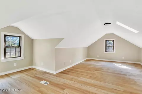 359 Ferris Rd, Schenectady, NY 12304 photo 21