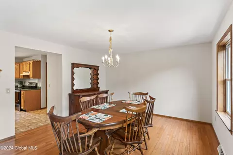Dining - 235 Bolt Rd, Glenville, NY 12302 photo 1 of 2