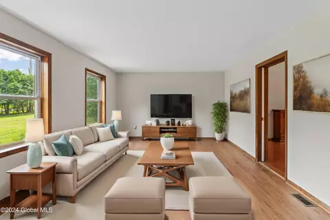 Living - 235 Bolt Rd, Glenville, NY 12302 photo 1 of 5