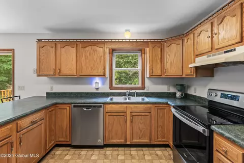 Kitchen - 235 Bolt Rd, Glenville, NY 12302 photo 2 of 3