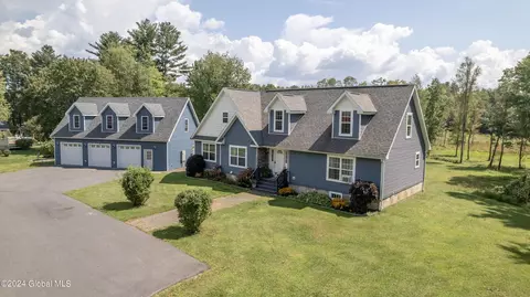 44 Union St, Broadalbin, NY 12025