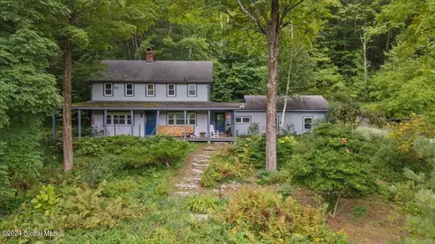 141 Whitman Rd, Stephentown, NY 12168