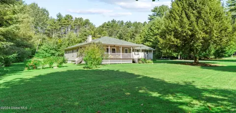 41 Lady Slipper Ln, Lake Luzerne, NY 12846