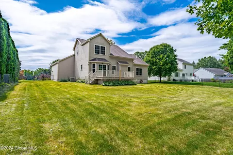 22 Evans Rd, Ballston Lake, NY 12019 photo 3