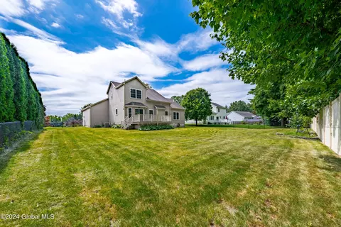 22 Evans Rd, Ballston Lake, NY 12019 photo 4