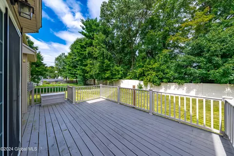 22 Evans Rd, Ballston Lake, NY 12019 photo 11
