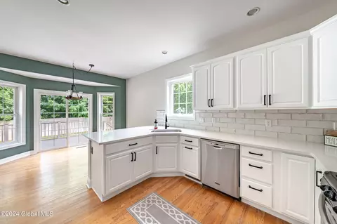 22 Evans Rd, Ballston Lake, NY 12019 photo 17