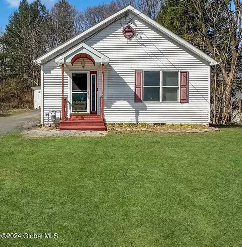 7 N Reineman St, Albany, NY 12203