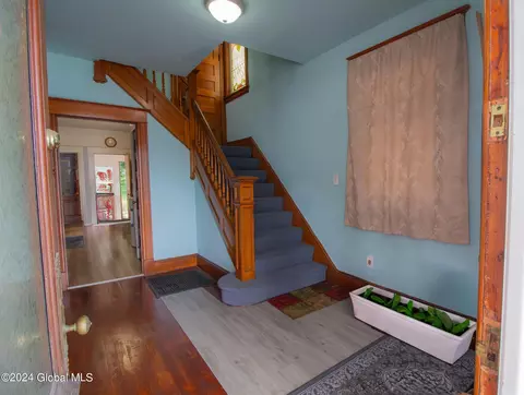 1440 State St, Schenectady, NY 12304 photo 2